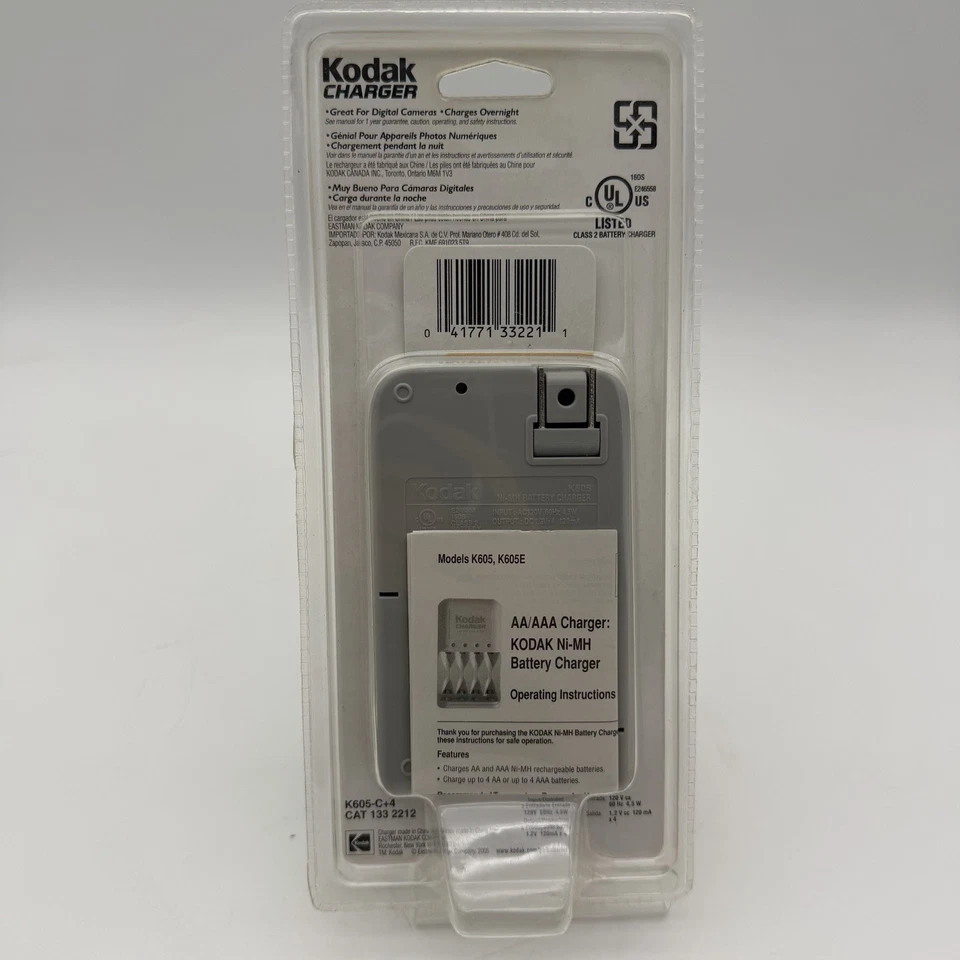Kodak K605 Ni-MH/Ni-Cd AA/AAA Battery Charger W/ 4 AA Batteries-  - Image 2 of 3