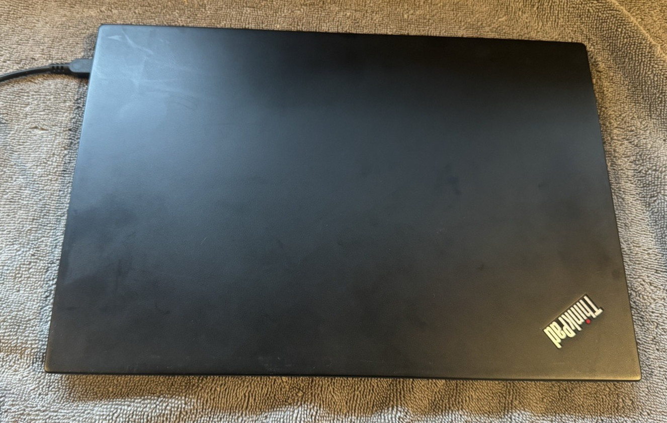 Lenovo ThinkPad T490s, 14-Inch Laptop, with Intel Core i7 8th Gen., 512 GB SSD (Solid State Drive), Windows 11 Pro