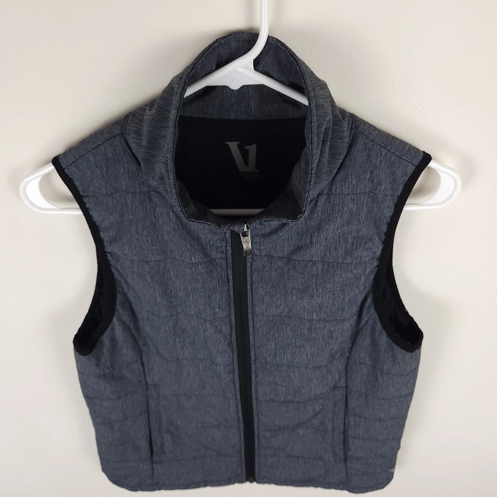 vuori full zip puffer sleeveless pockets polyester jacket