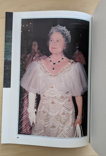 The Queen Mother 90 Glorious Years 1990 - Picture 8 of 9