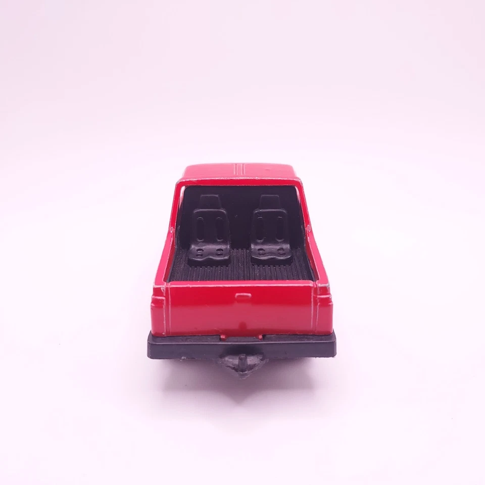 Calcomanía Eagle vintage "Brat" Tootsie juguete metal rojo camioneta 4-1/4" Foto 4 de 4