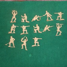 toy army soldiers plastic 37 14 kaki color, 23 dark green