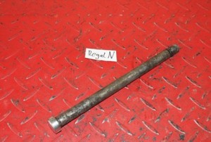 Achse hinten  Hinterrad Steckachse rear wheel shaft Yamaha DT 250 400 sr xt 500