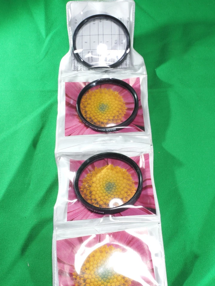 Sakar 52mm Close Up Lens Set  +1, +2, +4, (set of three) with case - Image 2 of 2