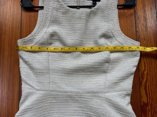 Banana Republic Peplum Champagne Ivory Top Size 2 Sleeveless Metallic Shimmer - Bild 8 von 8