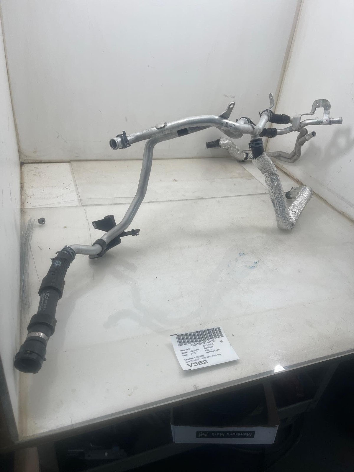 COOLANT PIPE WATER HOSE 4S0-121-481-F LAMBORGHINI HURACAN 19