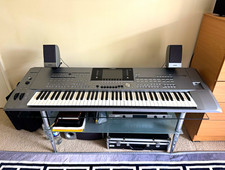Yamaha Tyros5-76 76-Key Semi-Weighted Keyboard w/ Speakers, Dust Cover TYROS5-76
