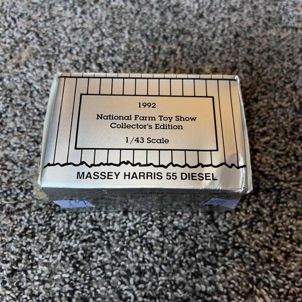 1/43 SCALE MASSEY-HARRIS 55 DIESEL TRACTOR 1992 NATIONAL FARM TOY SHOW - Image 4 of 4