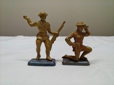 Vintage Set of 2 Beton Hard Plastic Toy Soldiers Figures