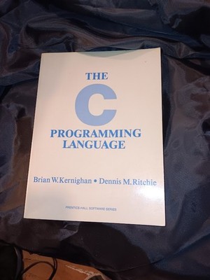 The C Programming Language/Kernighan & Ritchie/1978 - Vintage - First Edition