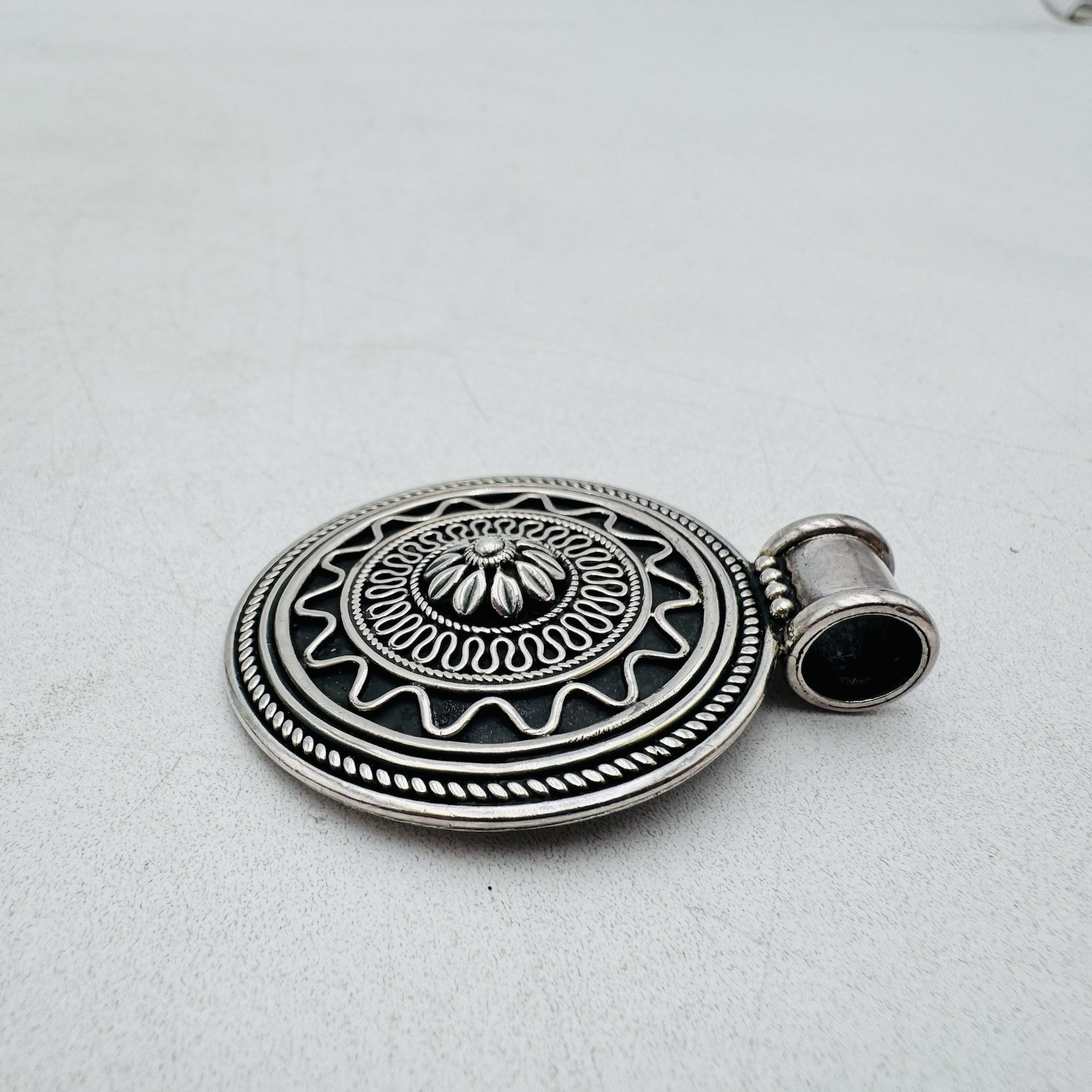 Sterling Silver dp Doug Paulus India Repousse Mandala Style Pendant Charm VTG