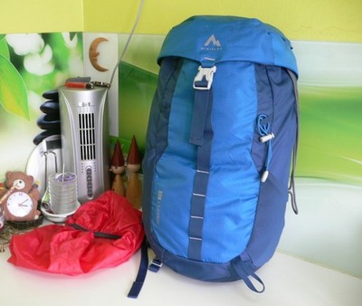   Rucksack McKinley  NINAH VT-26 . Original. FAST WIE NEU