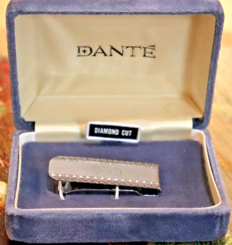 NWOT Vintage Dante Diamond Cut Money Clip