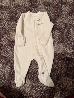 Nike Sleeper VELVET NEWBORN SIZE W/mittons Built In