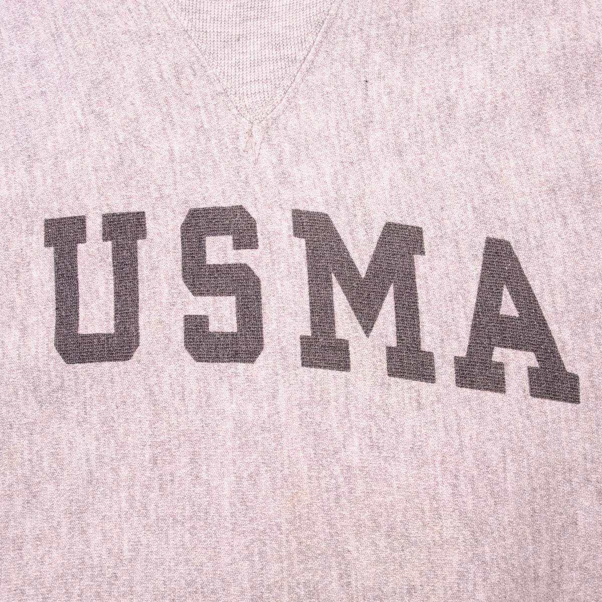 VINTAGE CHAMPION REVERSE WEAVE USMA SWEATSHIRT EARLY 1980s VINTAGE CHAMPION REVERSE WEAVE USMA SWEATSHIRT EARLY 1980s
