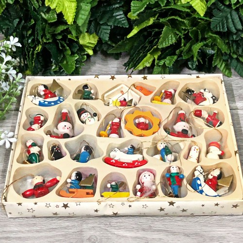 Geschenkset Christbaumbehang Mini Ornamente Holz Schneemann Weihnachtsdeko 26 Teile - Bild 3 von 8