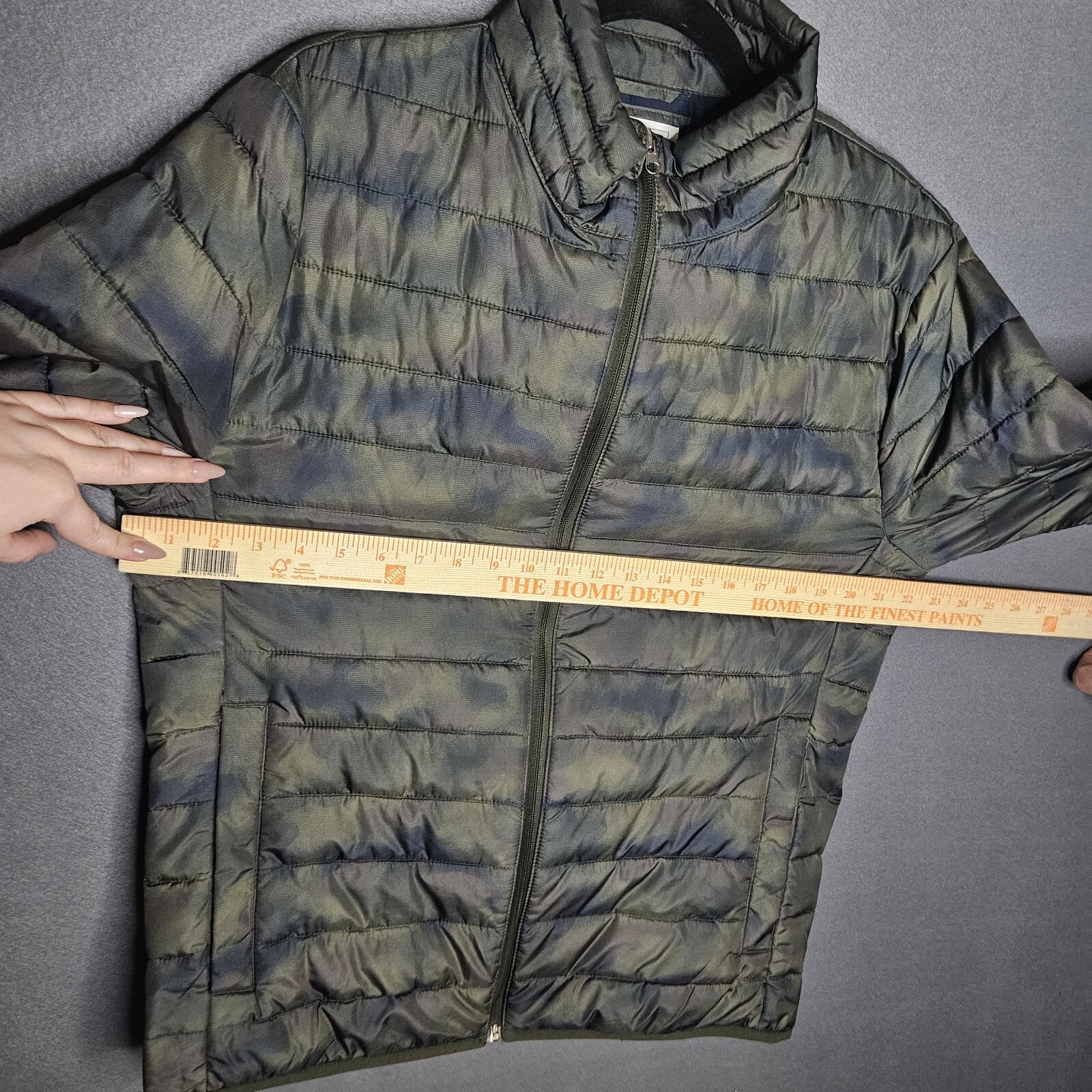 GAP Men's Medium ColdControl Lightweight Puffer J… - image 11