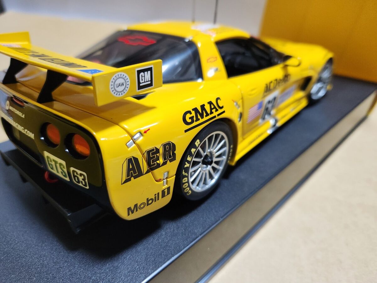 Autoart 80205 Racing Division CHEVROLET CORVETTE C5-R LE Autoart 80205 Racing Division CHEVROLET CORVETTE C5-R LE