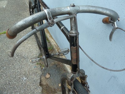 Ancien vélo selle cuir 1900 altes fahrrad old bike bici bicycle