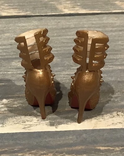 2010 Golden Ankle Wrap Studs Shoes with box Barbie doll Louboutin Cat Burglar - Imagen 5 de 7