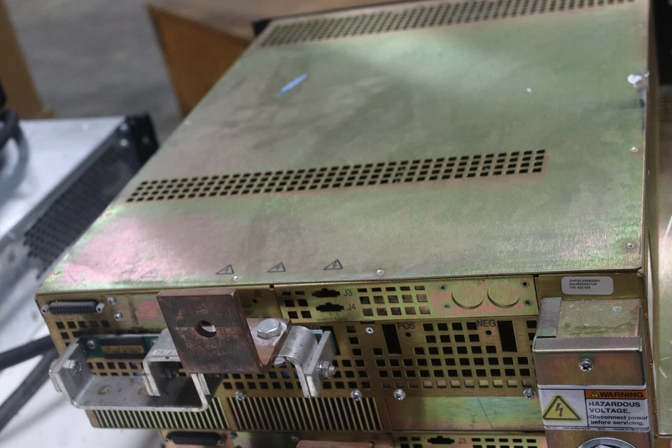 FUENTE DE ALIMENTACIÓN DE LABORATORIO SORENSEN DHP20-330M2M51 Foto 2 de 4