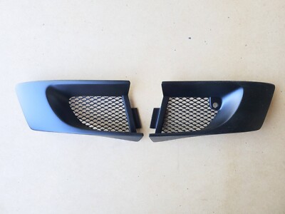 ランブラーズ　ロードホッグ Mercedes R129 AMG Silver Arrow Sport tow hook Covers Left & Right