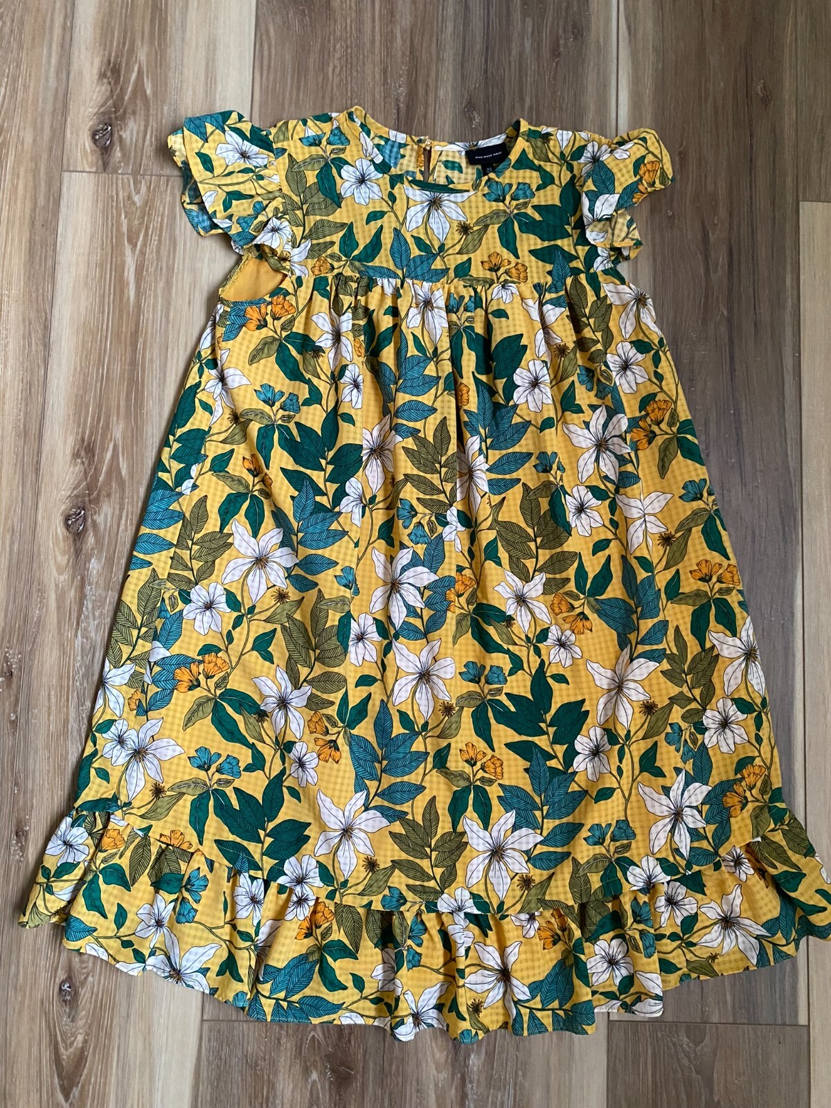 Picture 1 of 6