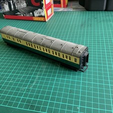Hornby R121 Gordon Brake Coach Thomas & Friends - OO Gauge -