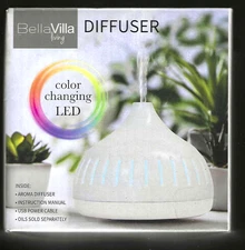 BellaVilla Living Color Changing LED Diffuser + LUMINessence Fragrance Oil *NEW*