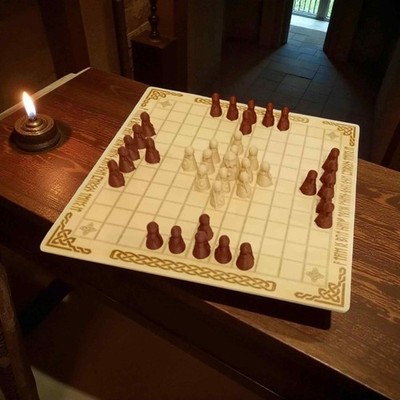 Hnefatafl - Wikinger Schach Replik Holz graviert Tafl