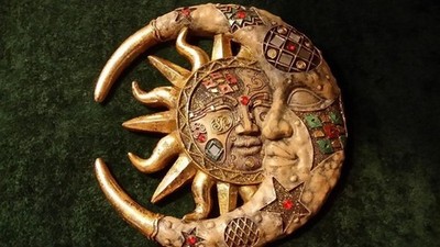 New Tan Cracked Mosaic Crescent Moon and Sun Wall Plaque Decor 3.54''D x 0.98''W