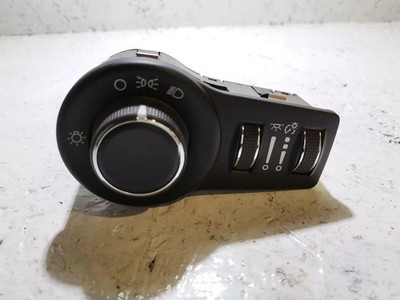CHRYSLER PACIFICA Scheinwerferschalter P68156003AB4491 120022889 3.60 35042700