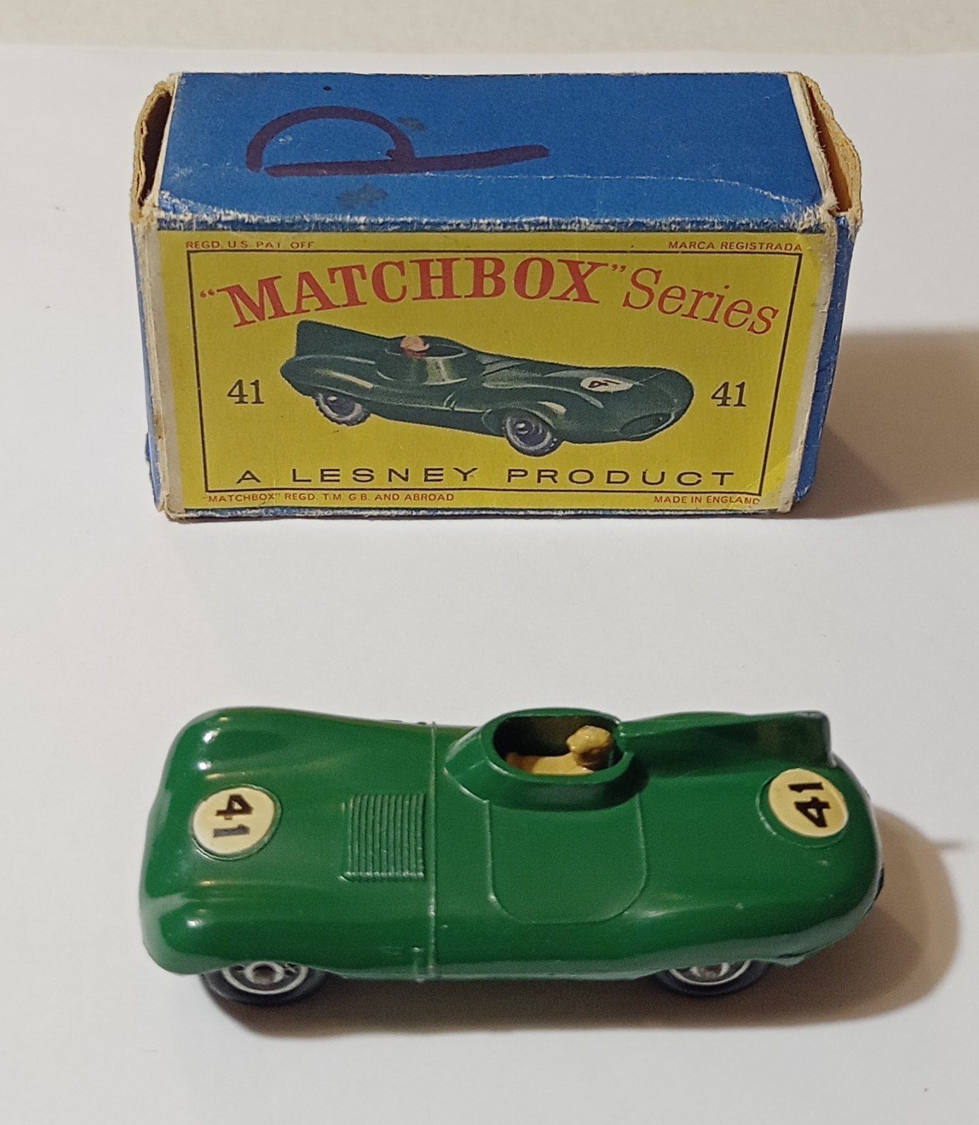 ミニカー MATCHBOX No.41 JAGUAR D Type Matchbox 41a, Jaguar (D) Type - Free Price Guide & Review