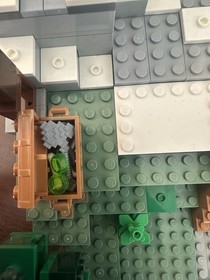 Lego Minecraft 21137 The Mountain Cave Incomplete - Shows Age - See details