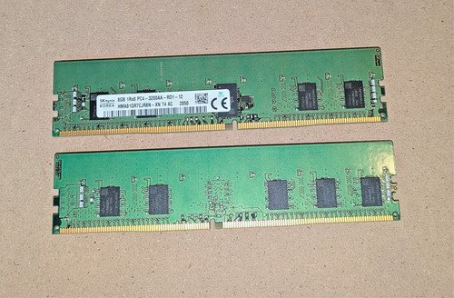 64GB (8GB x 8) of SK Hynix 8GB PC4-3200AA Server Memory HMA81GR7CJR8N-XN USED