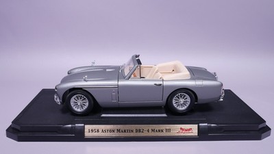 1:18 Road Signature/Yat Ming 92788 1958 Aston Martin DB2-4 MK III in OVP #BÖ_126