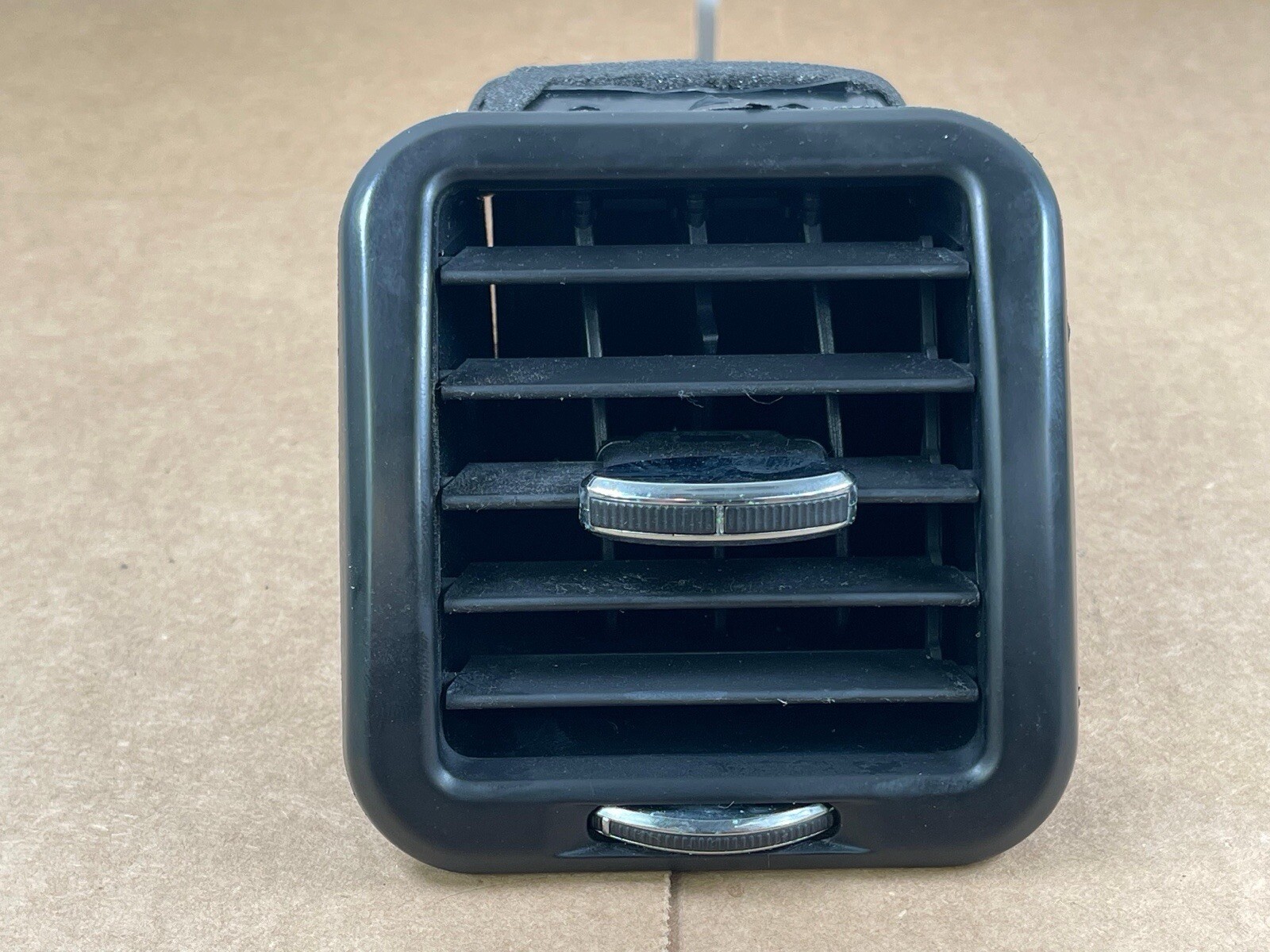 Maserati Quattroporte M139 AC A/C Air Vent Front Right / Left Console OEM 03-13