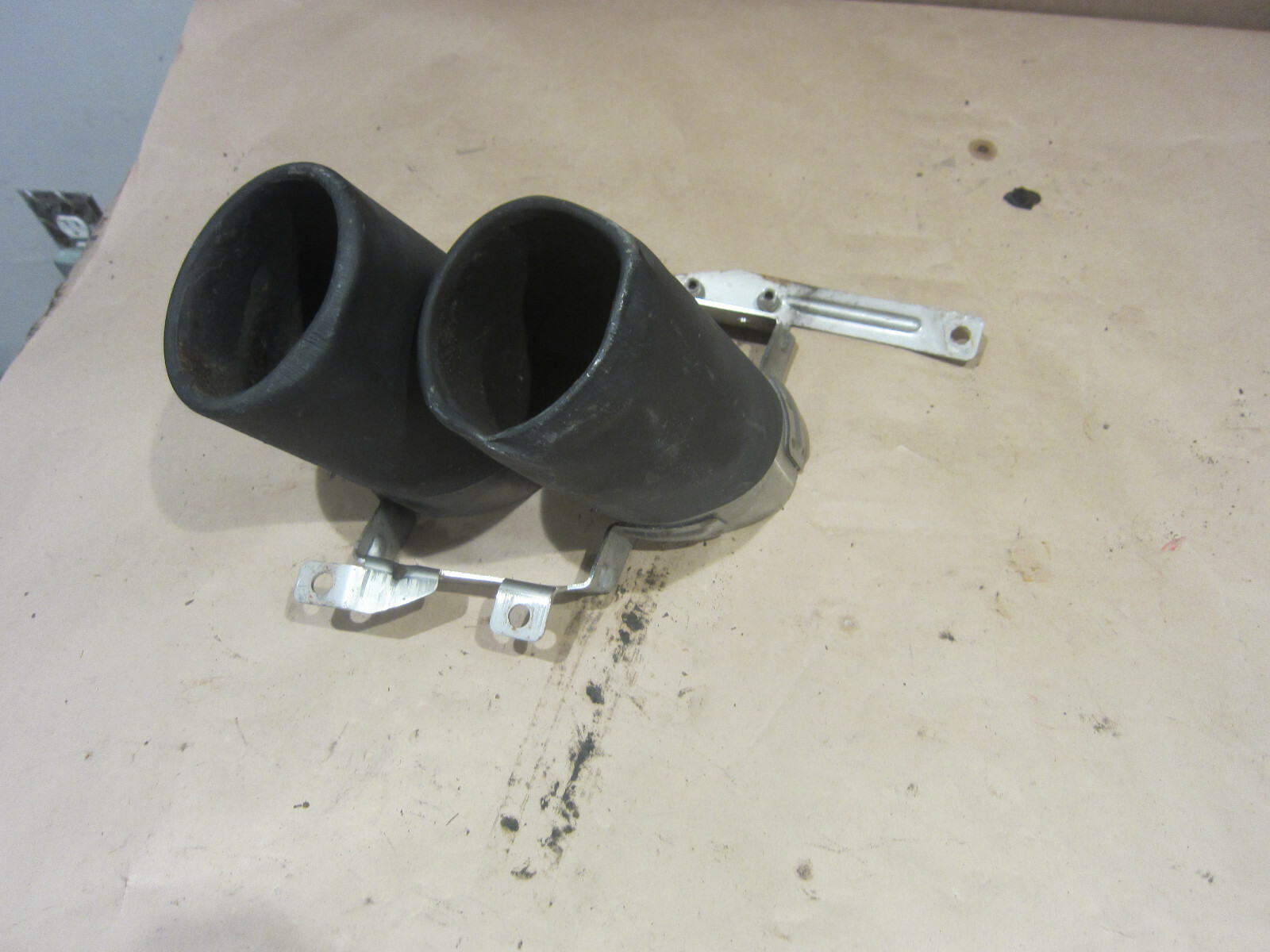 Lamborghini Gallardo LP550, 560, 570 - LH Exhaust Tips - P/N 400253697F