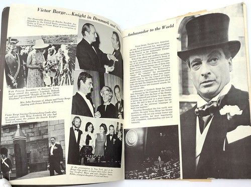 Programma tour FIRMATO Victor Borge, 1970 circa - Foto 3 di 3