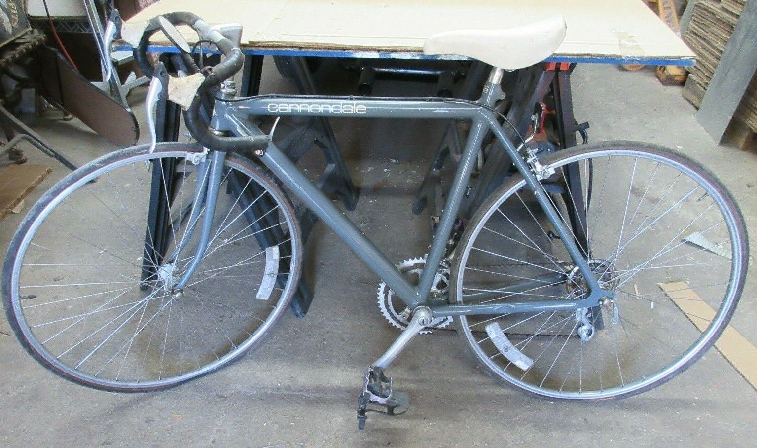vintage Cannondale Road Bike Gun metal Gray 50101586205