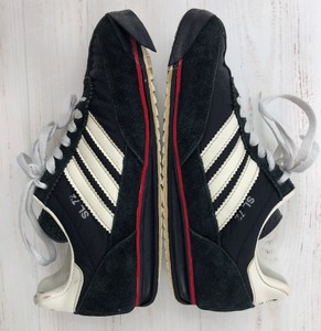 yeezy wave runner 700 og