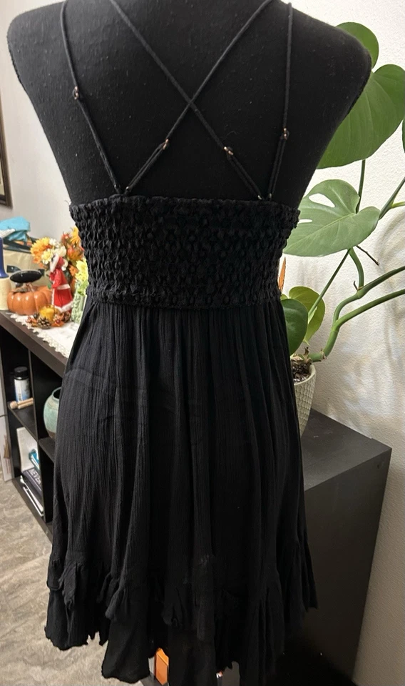 Vestido FP One Free People Mini Adela Boho Negro Crochet Encaje Talla Pequeña Foto 4 de 4