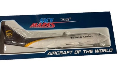 Skymarks Boeing 747-400F Aircraft UPS 1/200 Snap-Fit SKR1113