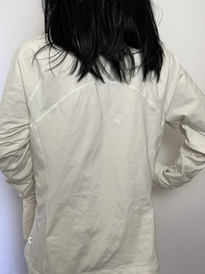 Gap Body 夹克灵感来自 Lululemon S 码金色拉链运动休闲弹力 — 第 4/4 张图片