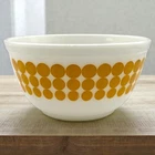 Pyrex Yellow Dot Mixing Bowl 402 Vintage 1.5 Qt Nesting Milk Glass Retro READ
