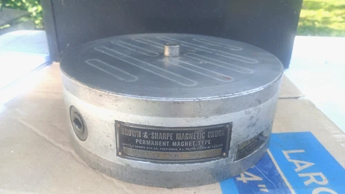 Brown & Sharpe 9 R, 9-1/4" Round Permanent on/off Magnetic Chuck