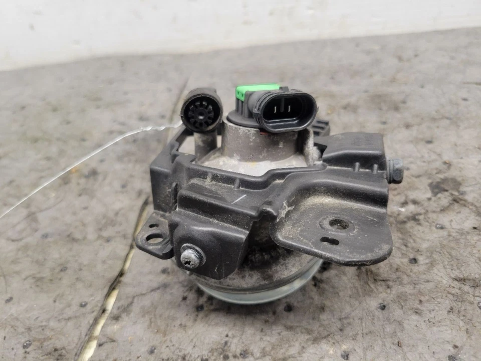 Passenger Corner/Park Light Fog-driving Fits 10-12 MAZDA CX-7 1632871 - Image 4 of 4