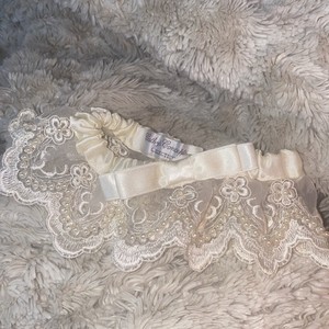 Cathy's Concepts Collection Wedding Garter