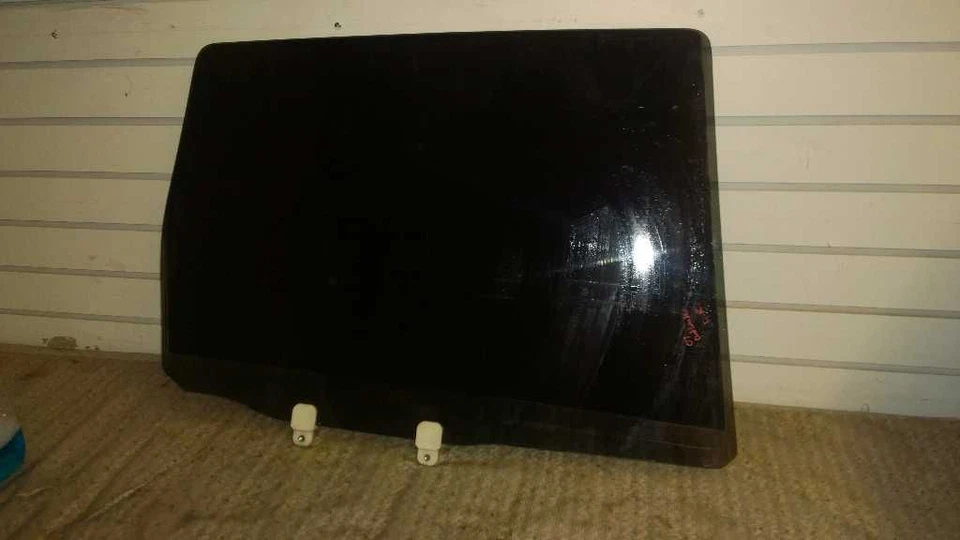 07 OUTLANDER 3.0 AT DRIVER LEFT REAR WINDOW OEM 977-37 - Image 2 of 2