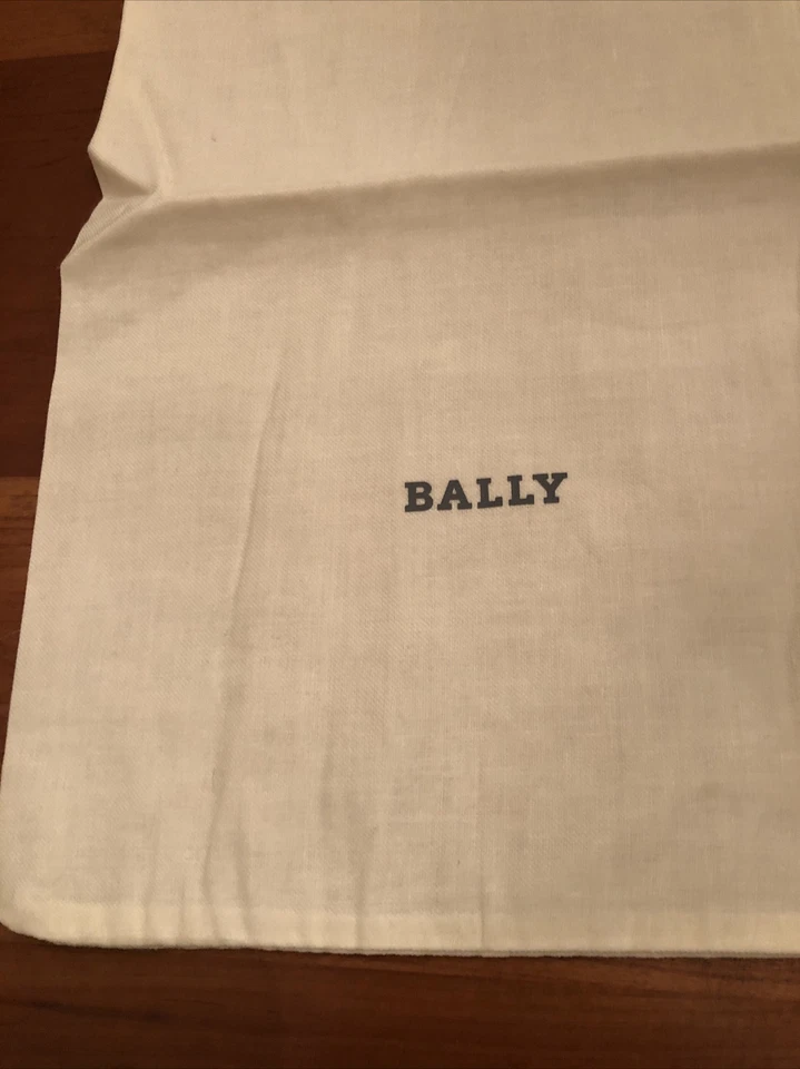 Bolsa/sapato BALLY branca com cordão bolsa de pó 9,5” x 16” - Imagem 2 de 4